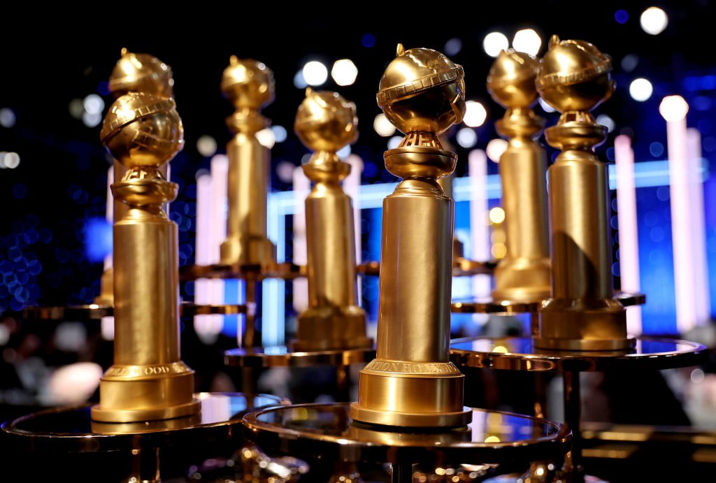 Golden-Globes-trophy.jpg
